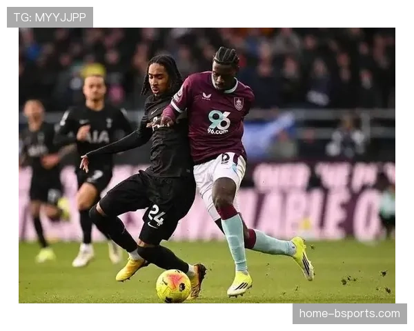 热刺八轮不胜陷保级区 弗兰克战术体系与球员特点存明显矛盾 热刺八轮不胜陷保级区 弗兰克战术体系与球员特点存明显矛盾